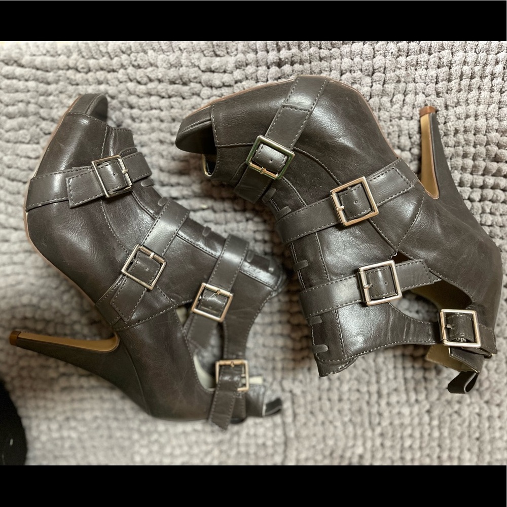 Grey strapped up heels about a 4-5 inch heel